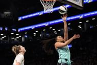Betnijah Laney-Hamilton Wingspan